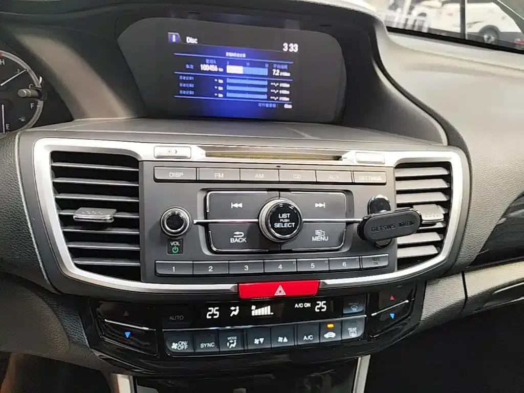 Accord 2016 2.0L Elite Edition — миниатюра 13