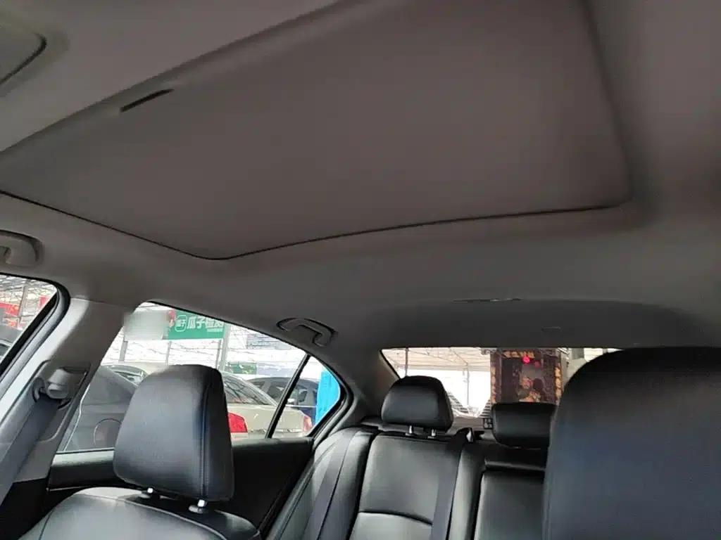 Accord 2016 2.0L Elite Edition — миниатюра 18
