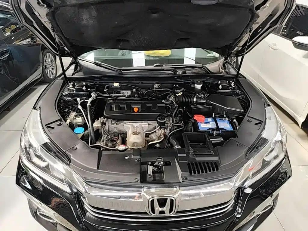 Accord 2016 2.0L Elite Edition — миниатюра 20
