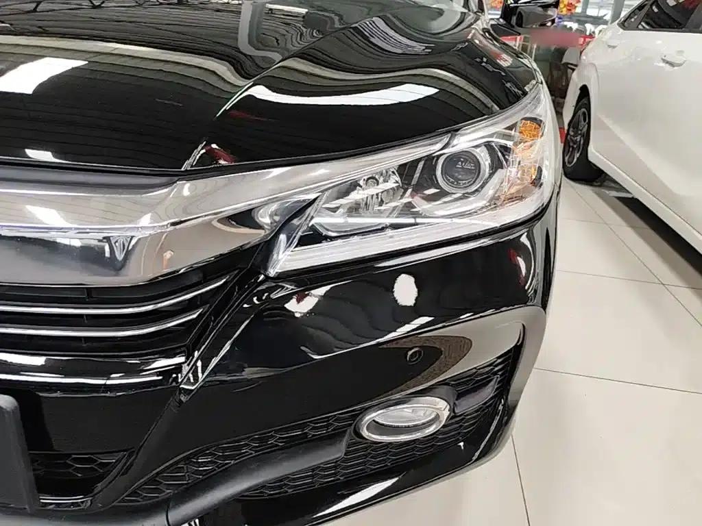 Accord 2016 2.0L Elite Edition — миниатюра 24