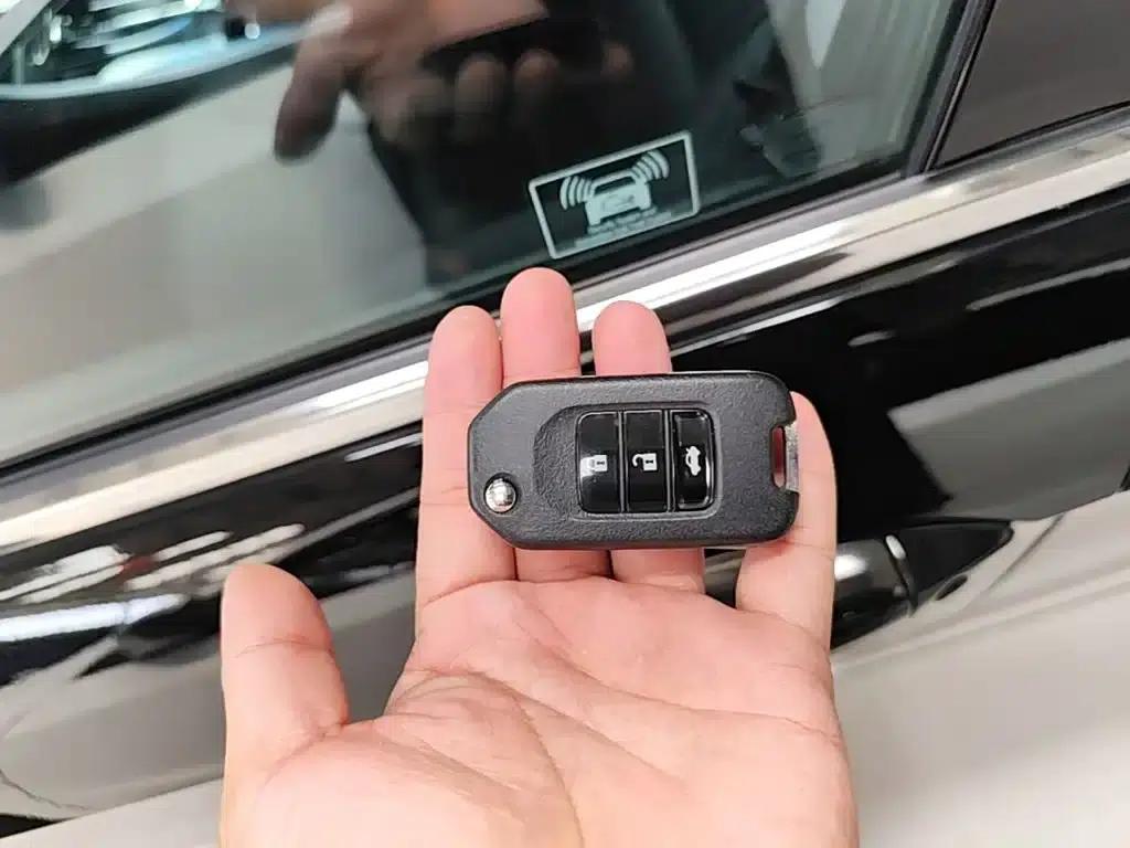 Accord 2016 2.0L Elite Edition — миниатюра 9
