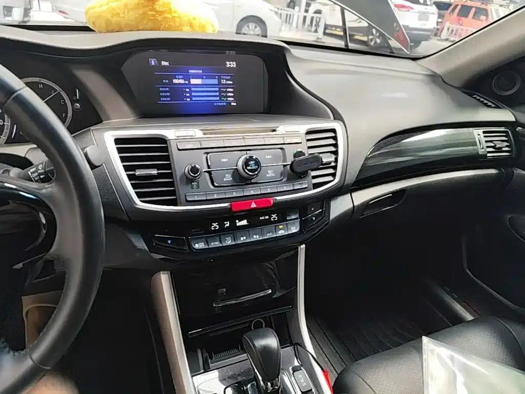 Accord 2016 2.0L Elite Edition — миниатюра 10