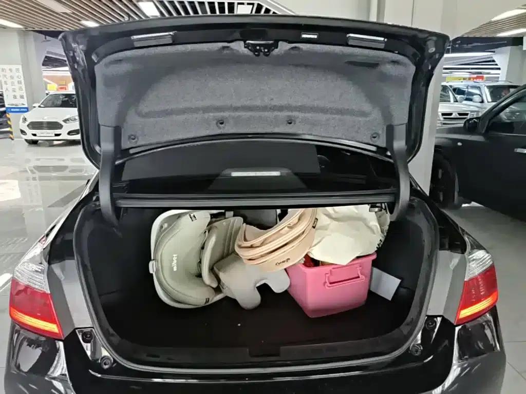 2015 Honda Accord 3.0L VTI Premium Edition — миниатюра 19