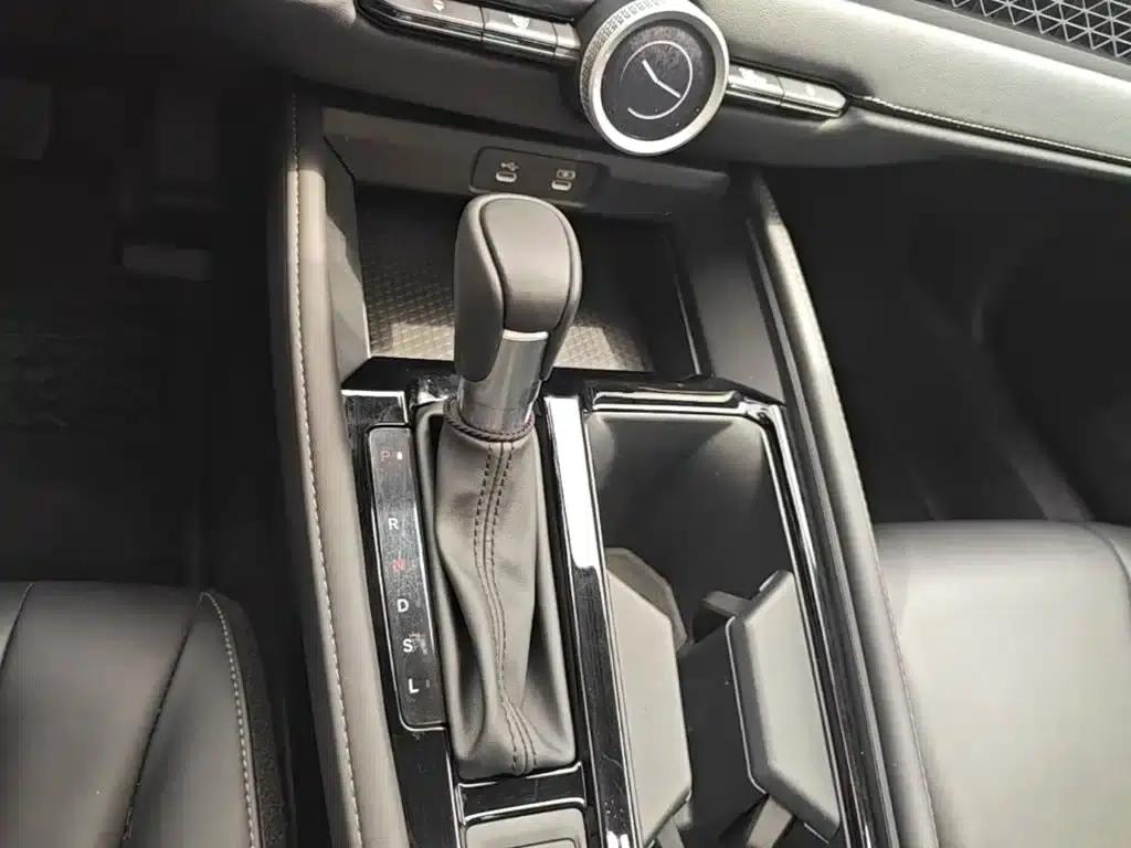 2024 Honda Accord 260TURBO Luxury Edition — миниатюра 14