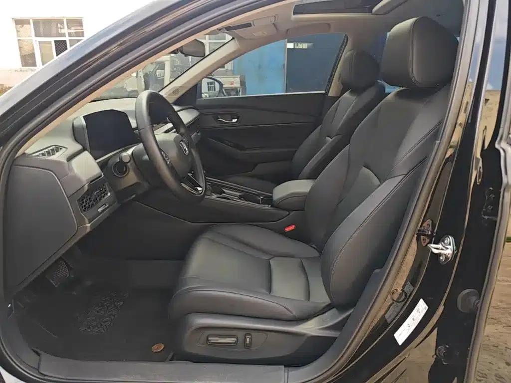 2024 Honda Accord 260TURBO Luxury Edition — миниатюра 15