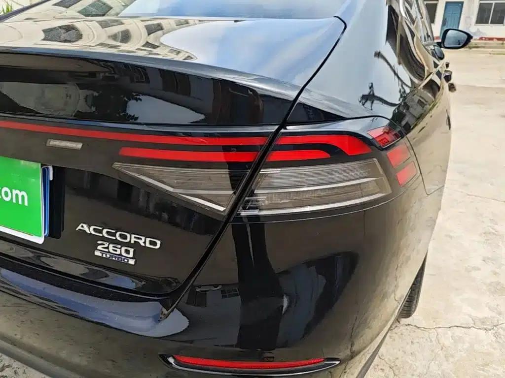 2024 Honda Accord 260TURBO Luxury Edition — миниатюра 8