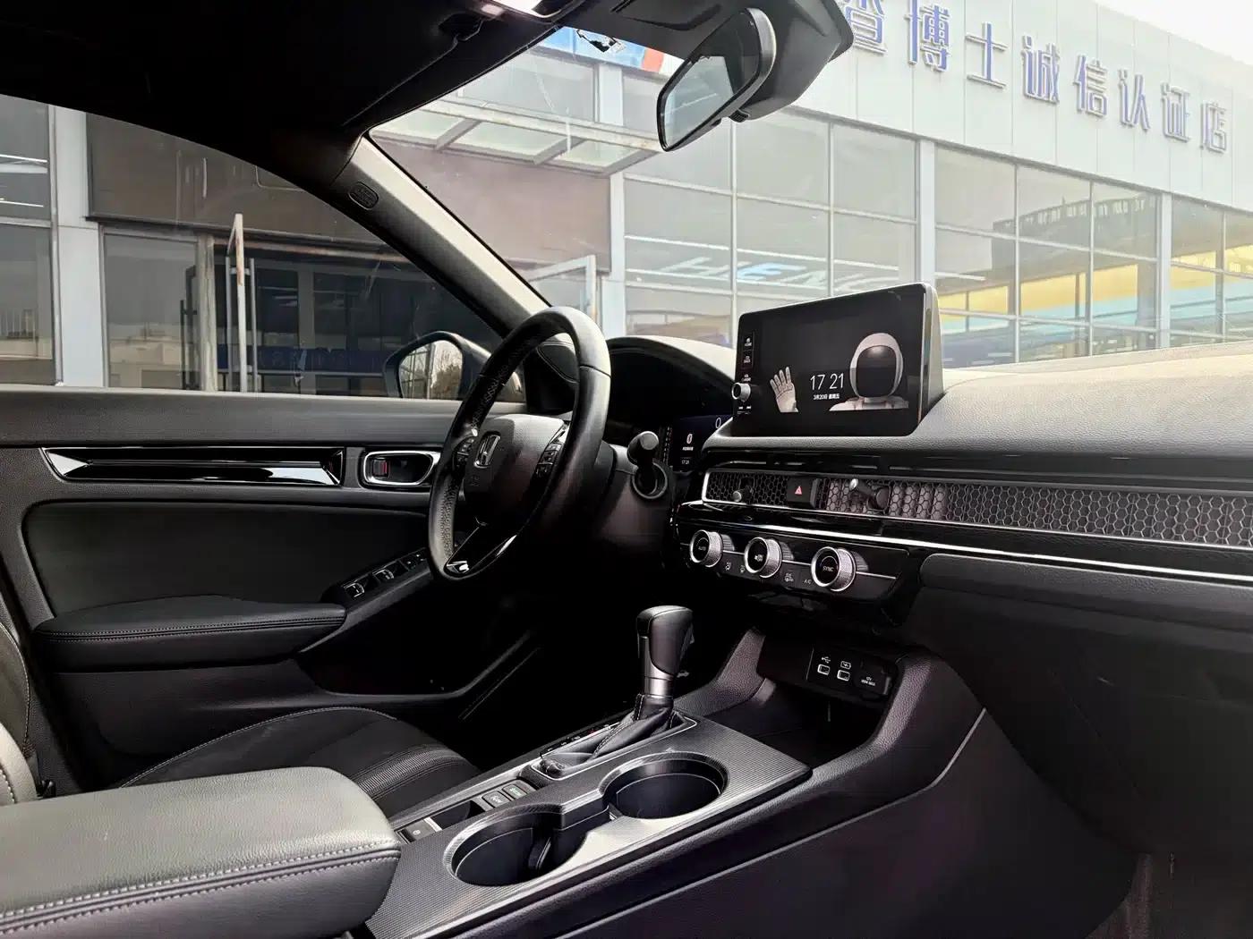 Civic 2022 240TURBO CVT Sport Edition — миниатюра 4