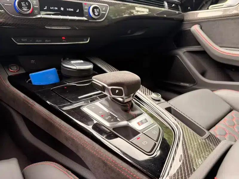 Audi RS 5 2024 2.9T Coupe Sport Edition — миниатюра 17