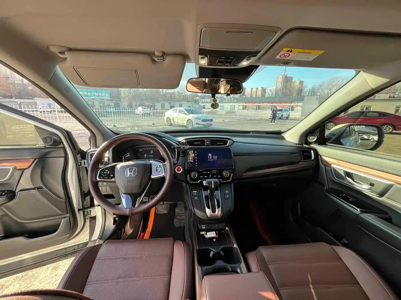 Honda CR-V 2021 240TURBO CVT 2WD Fashion Edition — миниатюра 5