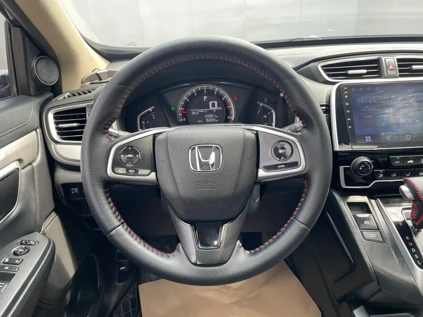 Honda CR-V 2017 240TURBO CVT 2WD Comfort Edition — миниатюра 16