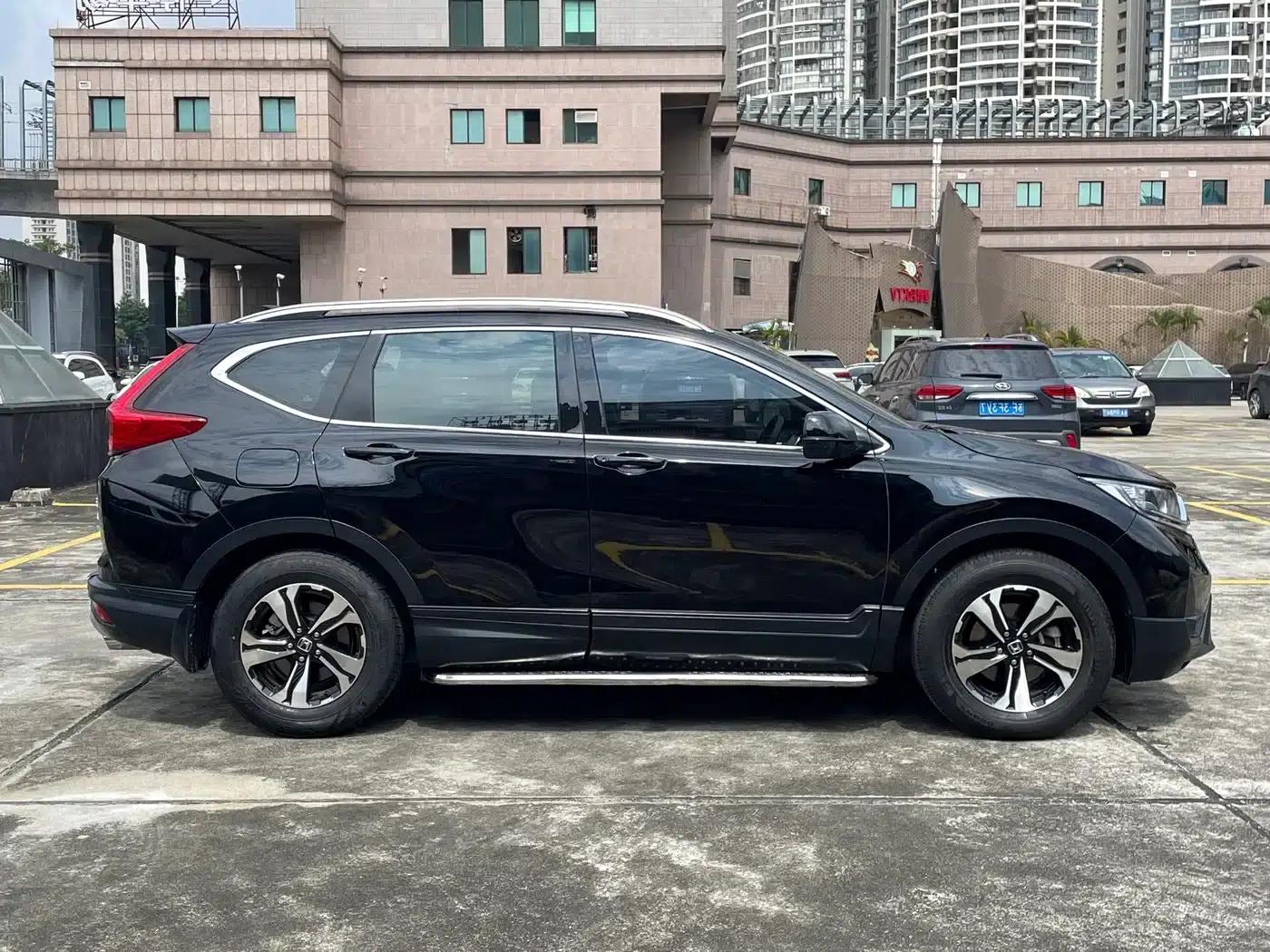 Honda CR-V 2017 240TURBO CVT 2WD Comfort Edition — миниатюра 30