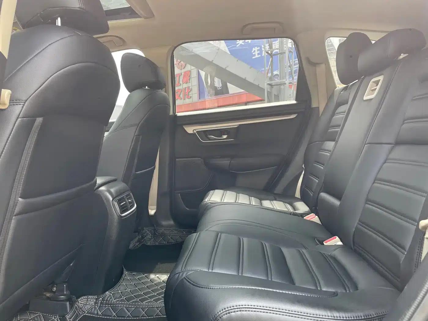 Honda CR-V 2017 240TURBO CVT 2WD Comfort Edition — миниатюра 8