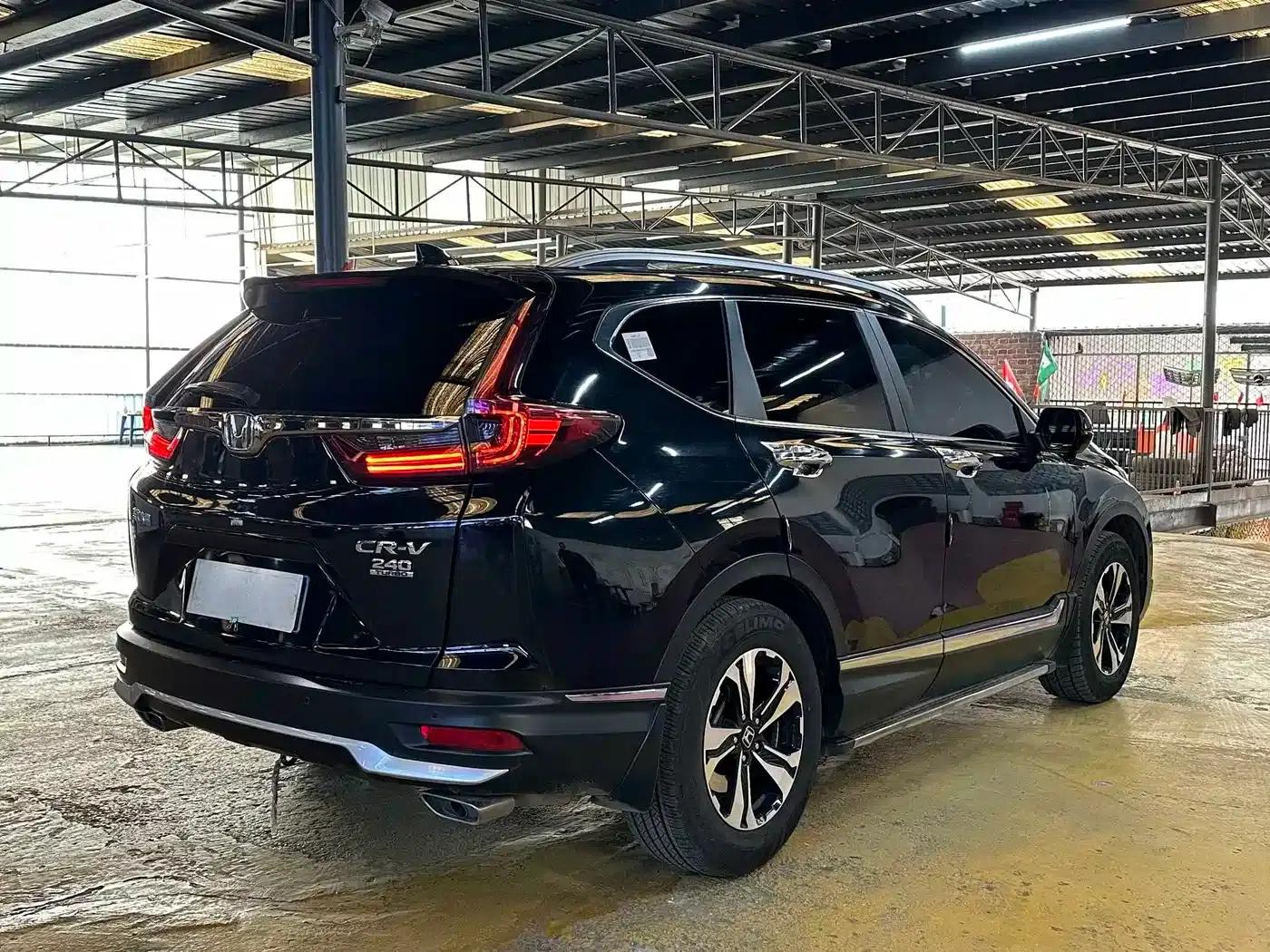 Honda CR-V 2021 240TURBO CVT 2WD Fashion Edition — миниатюра 4