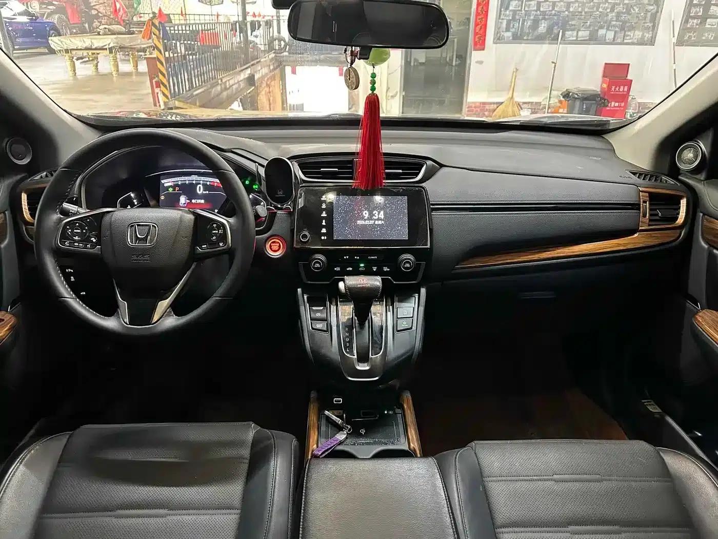 Honda CR-V 2021 240TURBO CVT 2WD Fashion Edition — миниатюра 9