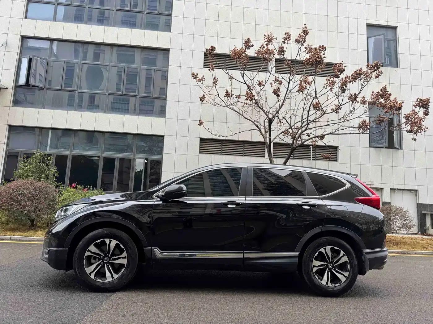 Honda CR-V 2019 Radiant Edition Plus 240TURBO CVT 2WD Fashion Edition (China VI Emission Standard) — миниатюра 4