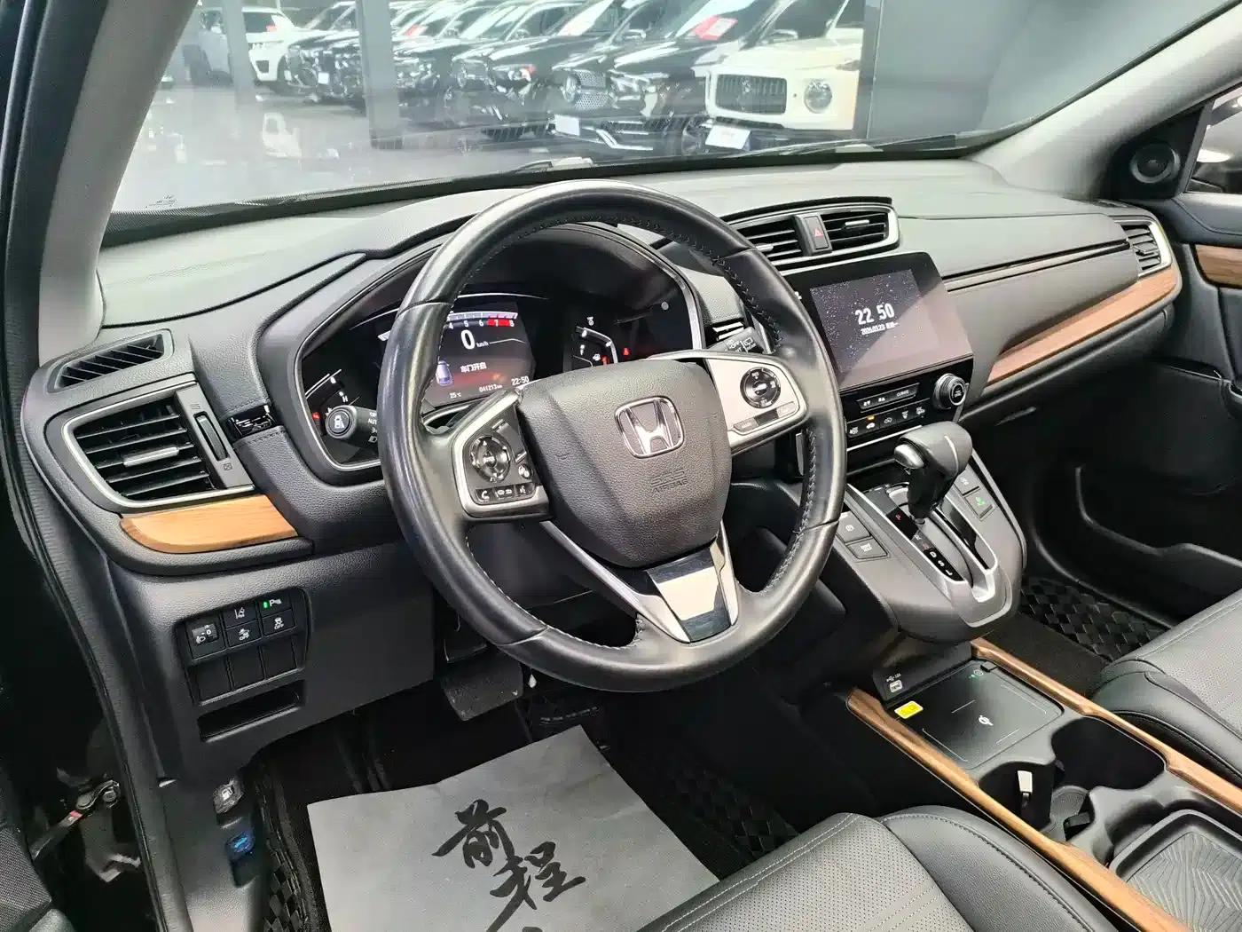 Honda CR-V 2021 240TURBO CVT 2WD Fashion Edition — миниатюра 10