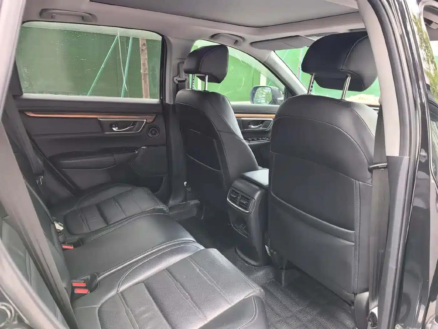 Honda CR-V 2021 240TURBO CVT 2WD Fashion Edition — миниатюра 8