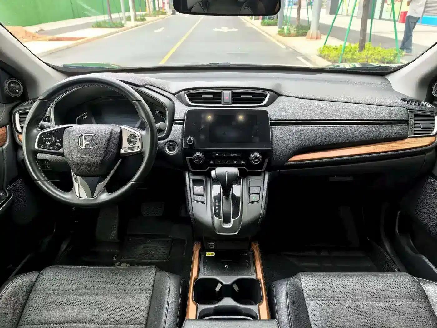 Honda CR-V 2021 240TURBO CVT 2WD Fashion Edition — миниатюра 9