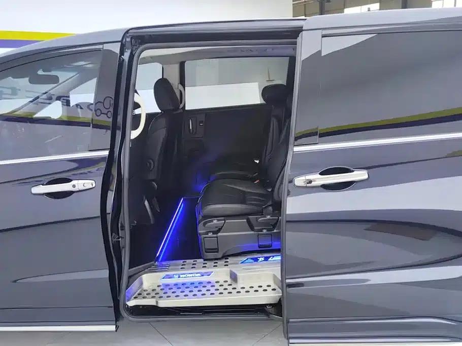 Odyssey 2022 2.0L e:HEV Elite Edition — миниатюра 11