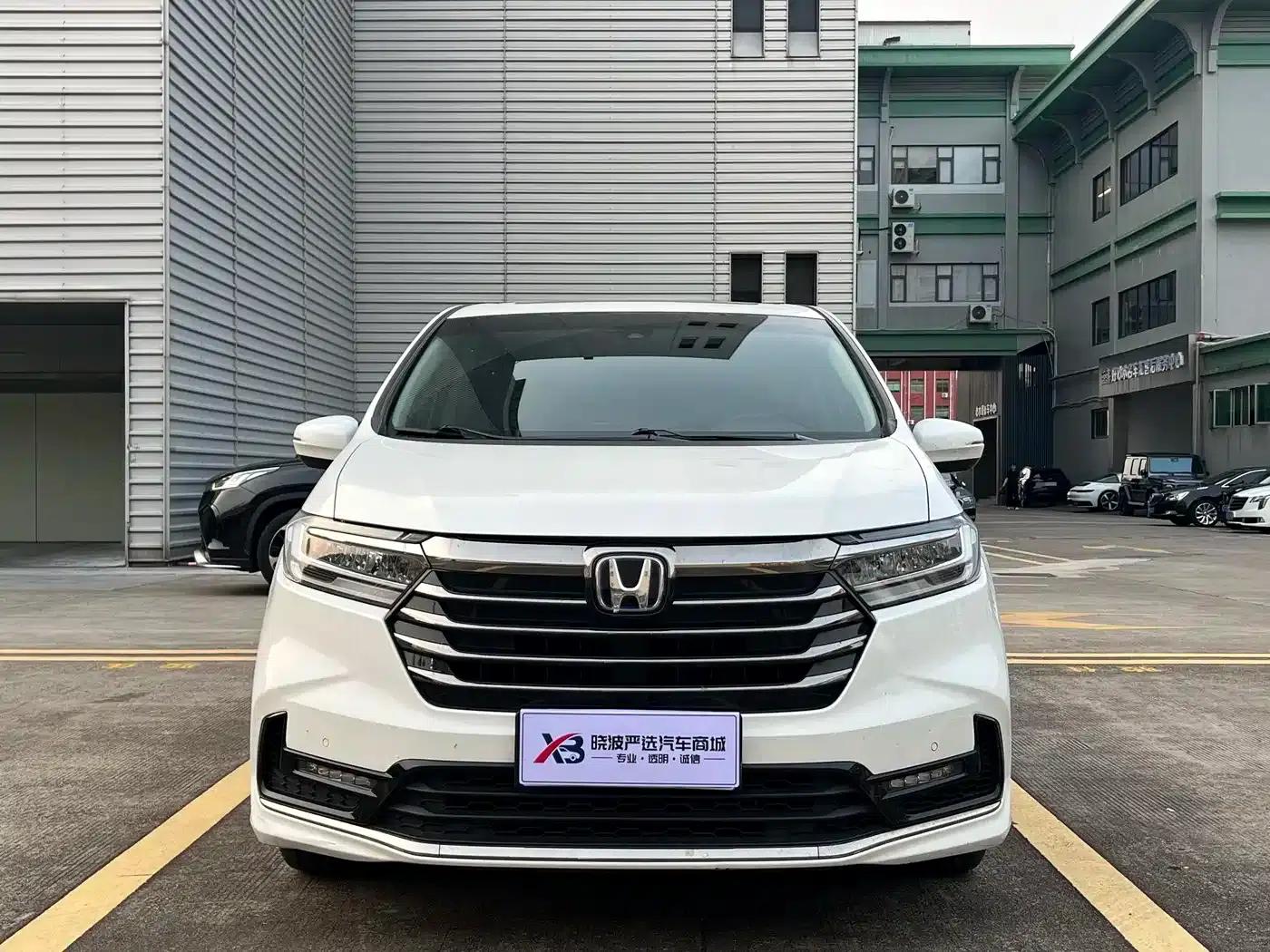 Odyssey 2022 2.0L e:HEV Elite Edition — миниатюра 2
