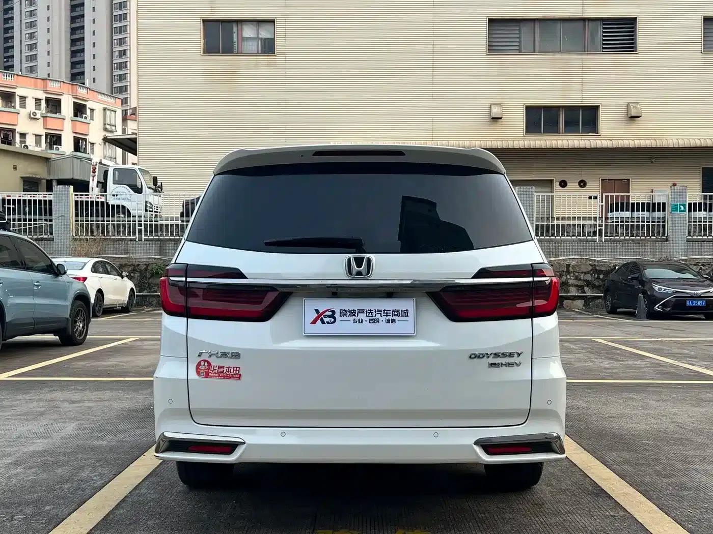 Odyssey 2022 2.0L e:HEV Elite Edition — миниатюра 8