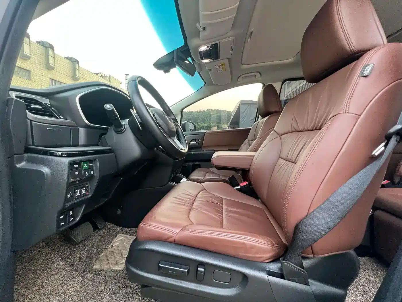 Odyssey 2022 2.0L e:HEV Elite Edition — миниатюра 9
