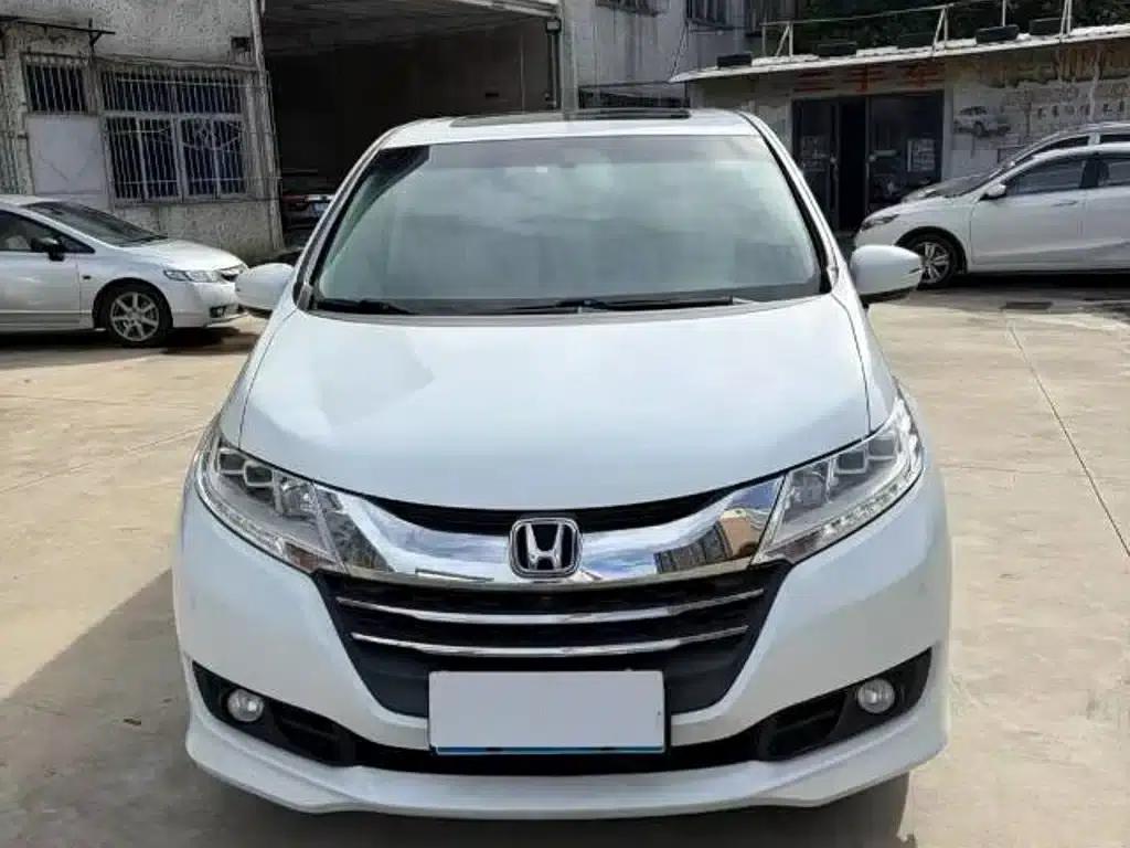2015 Odyssey 2.4L Supreme Edition — миниатюра 2