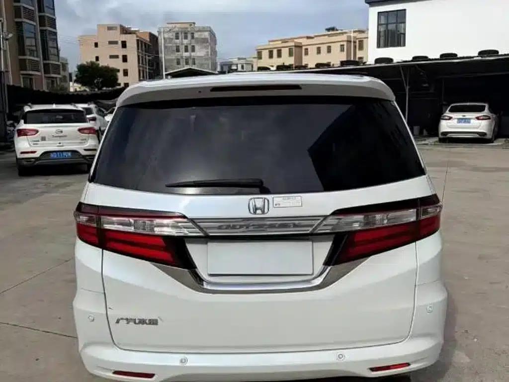 2015 Odyssey 2.4L Supreme Edition — миниатюра 8