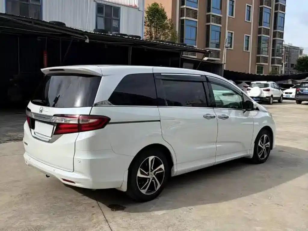 2015 Odyssey 2.4L Supreme Edition — миниатюра 9