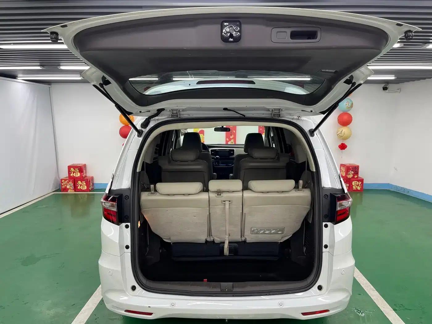 2015 Odyssey 2.4L Luxury Edition — миниатюра 23