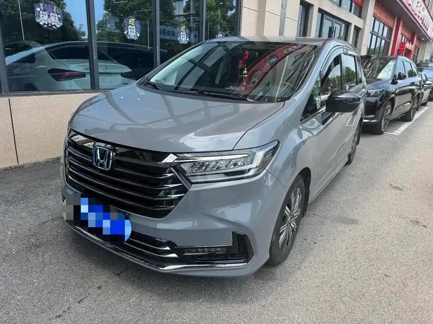 Odyssey 2022 2.0L e:HEV Elite Enjoy Edition — миниатюра 1