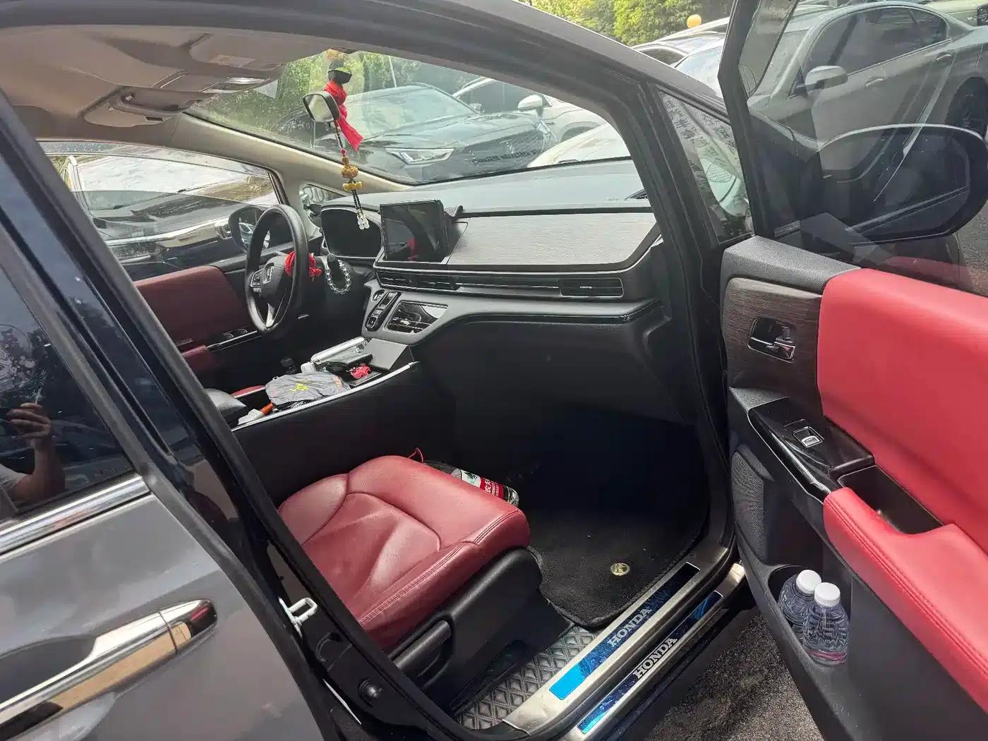 Odyssey 2022 2.0L e:HEV Elite Enjoy Edition — миниатюра 9