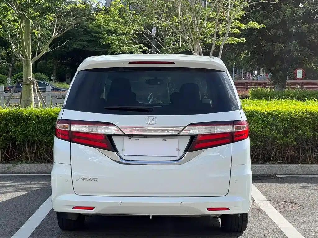 2015 Odyssey Facelift 2.4L Comfort Edition — миниатюра 5