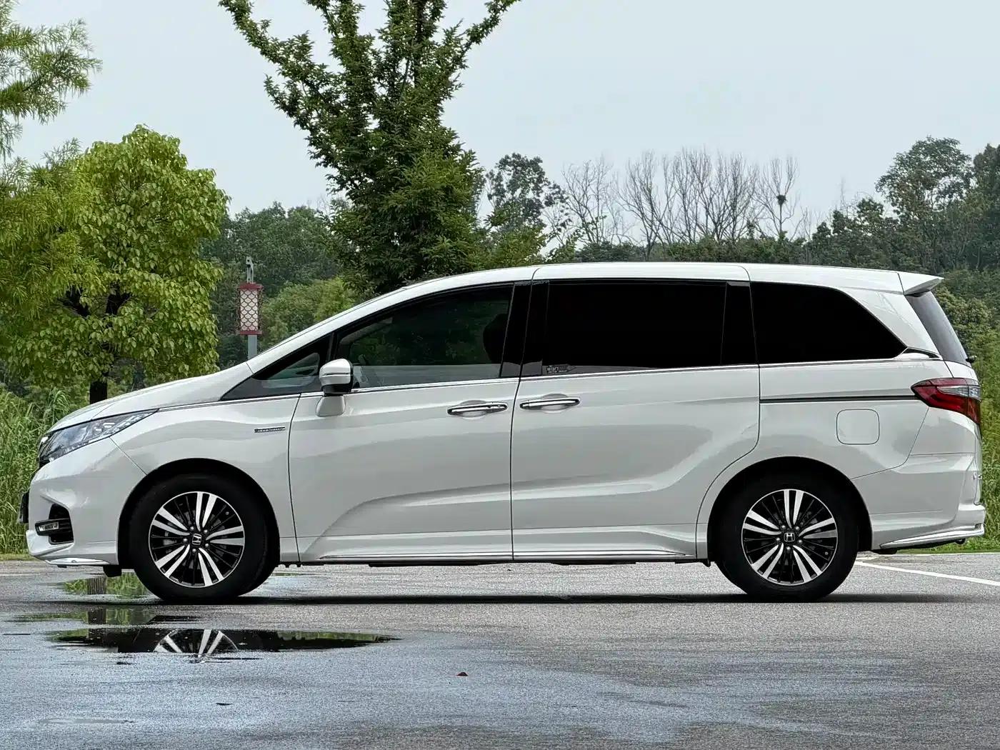 Odyssey 2021 2.0L Elite Premium Edition — миниатюра 17