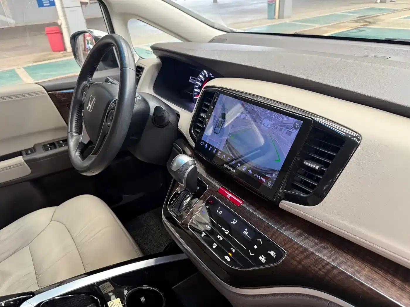 2015 Odyssey Facelift 2.4L Smart Edition — миниатюра 12