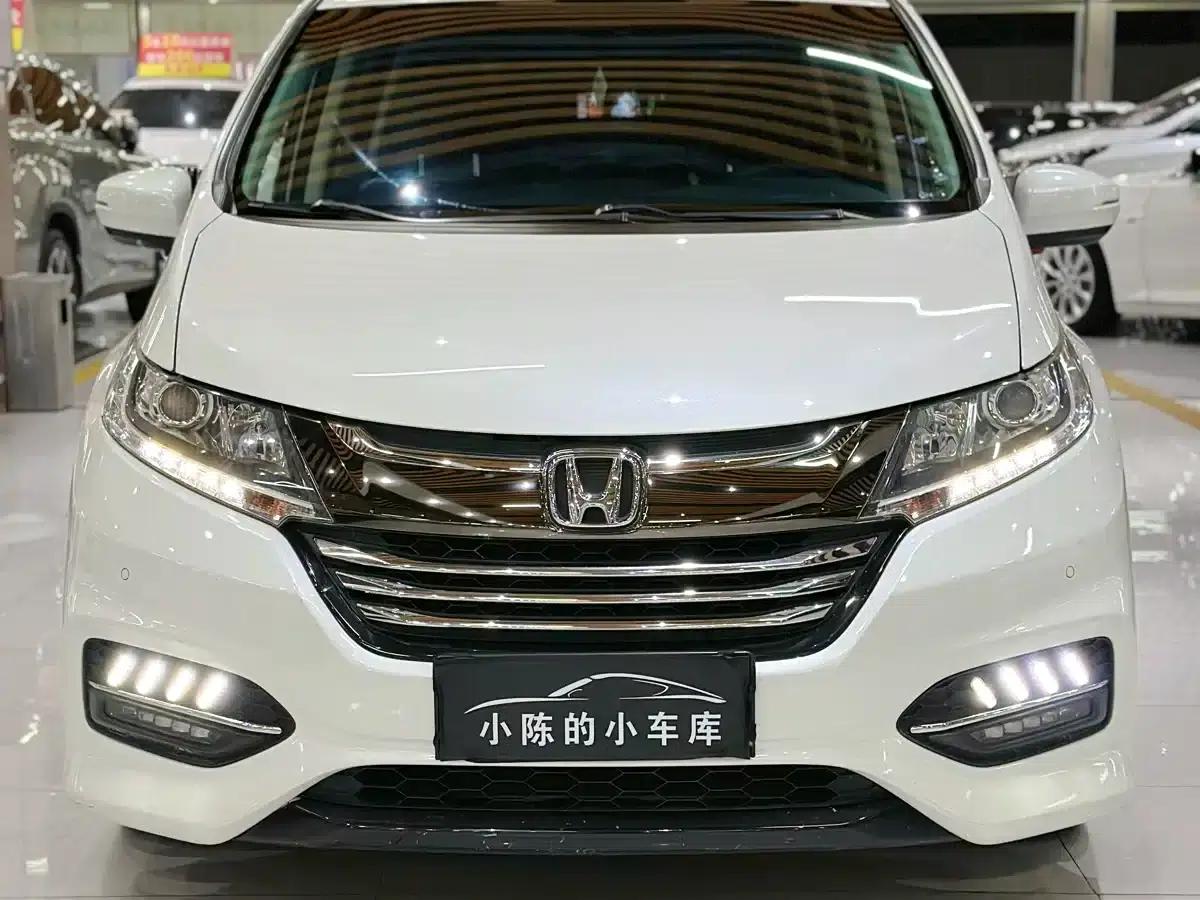 2018 Odyssey 2.4L Luxury Edition — миниатюра 2