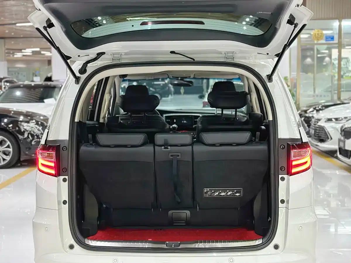2018 Odyssey 2.4L Luxury Edition — миниатюра 12