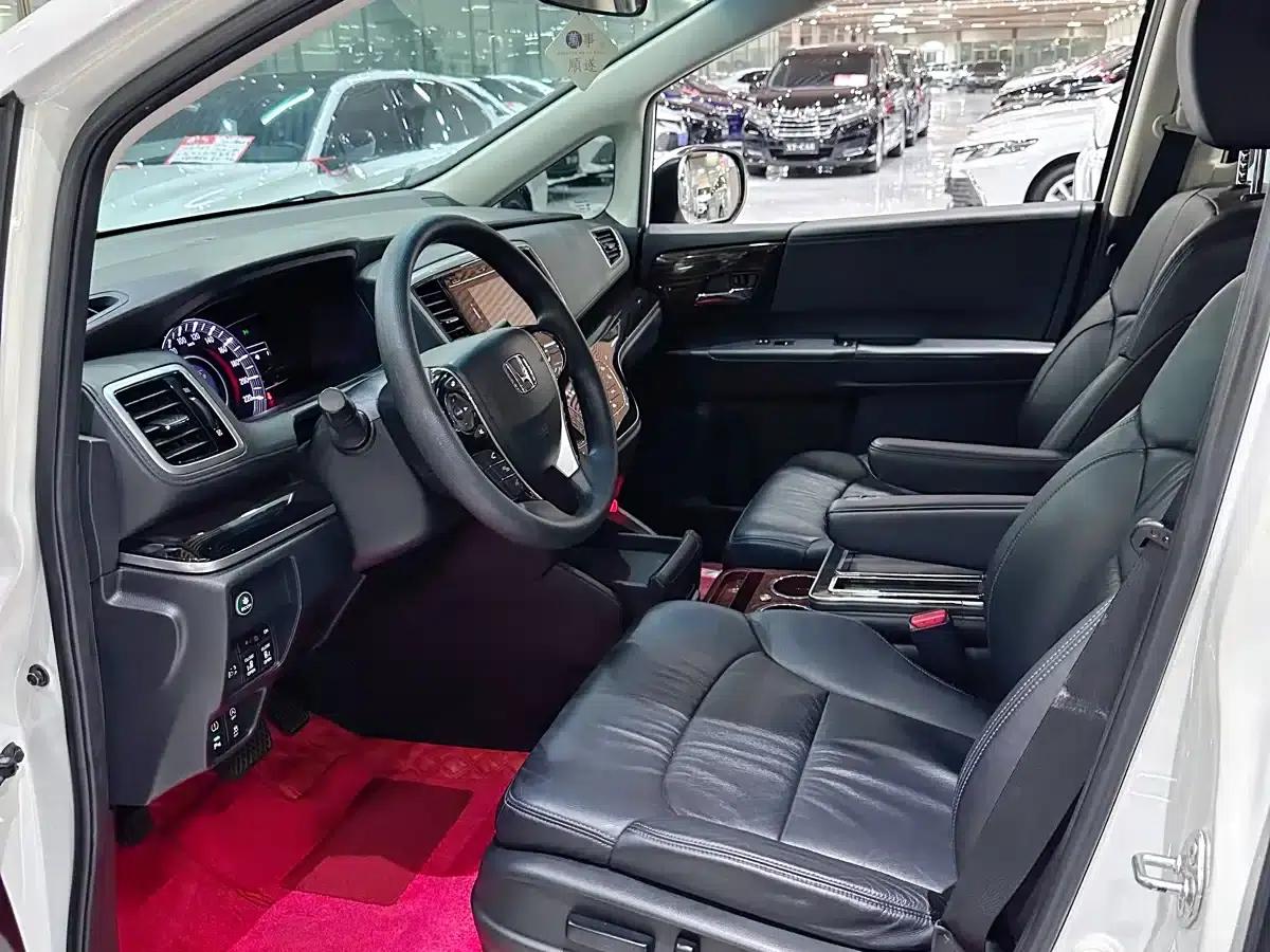 2018 Odyssey 2.4L Luxury Edition — миниатюра 5