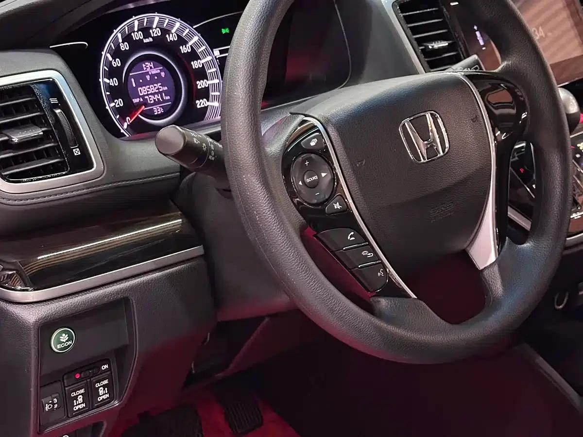 2018 Odyssey 2.4L Luxury Edition — миниатюра 7