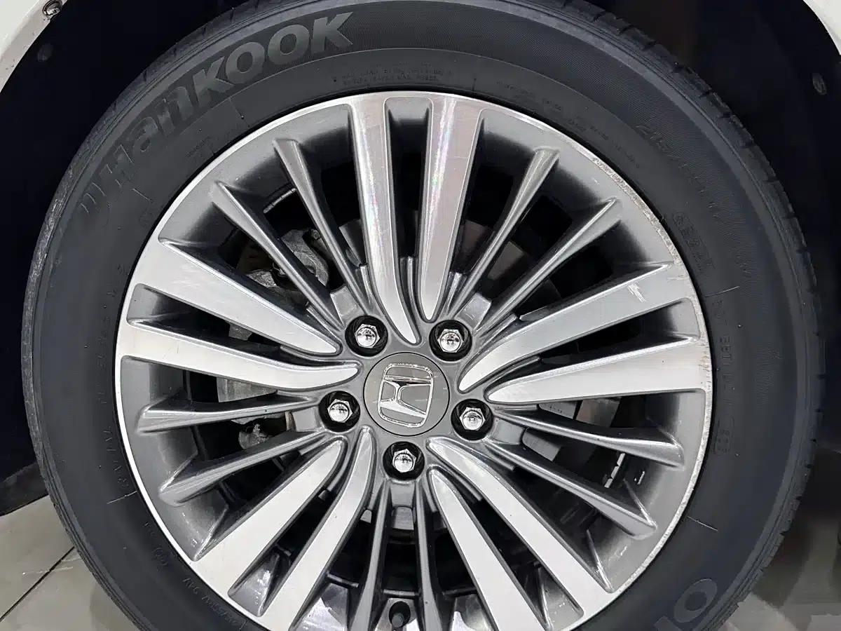 2018 Odyssey 2.4L Luxury Edition — миниатюра 10