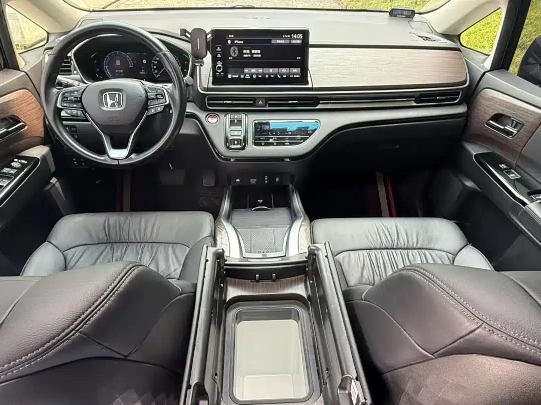 Odyssey 2022 2.0L e:HEV Elite Edition — миниатюра 5