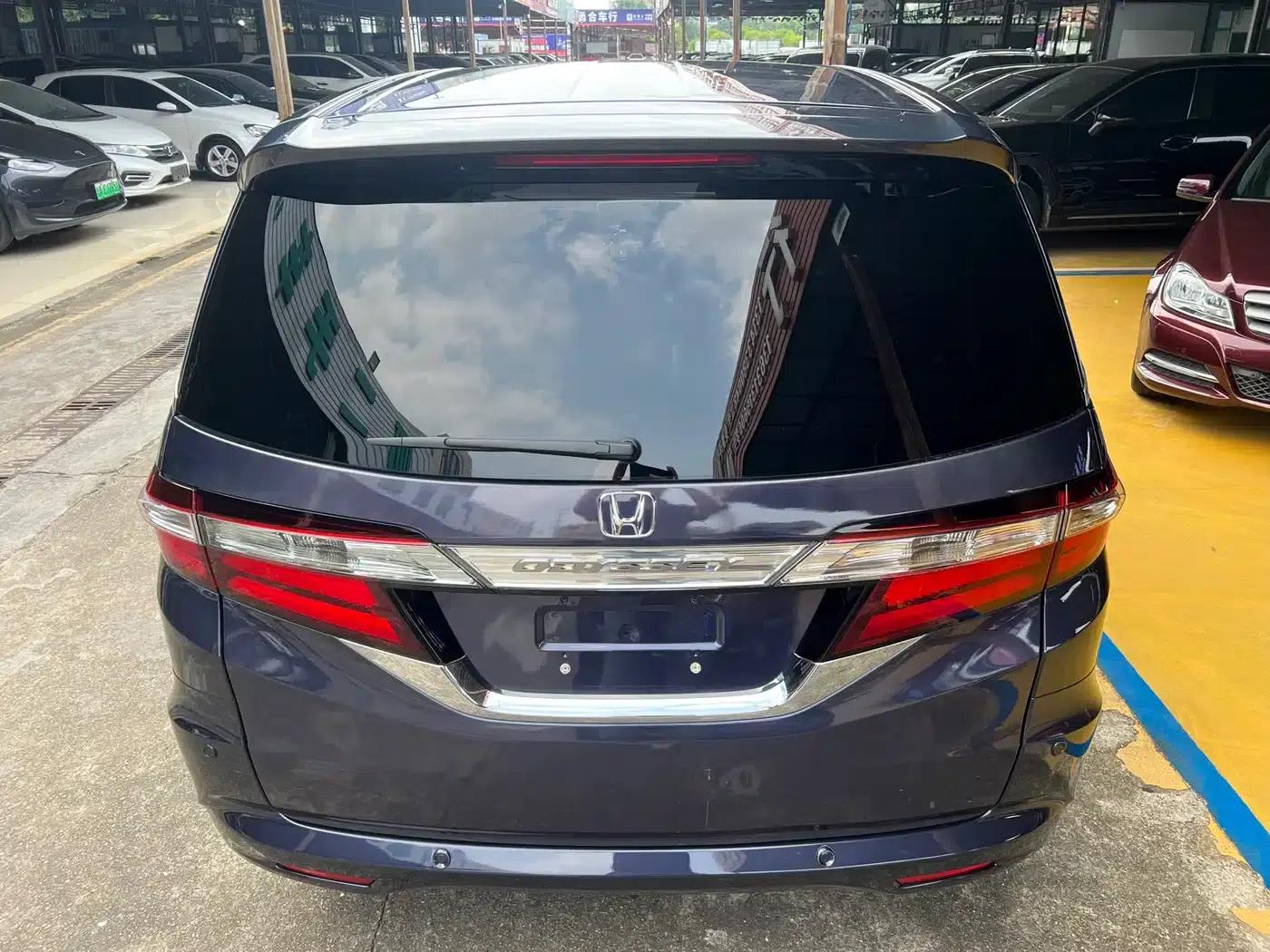 Odyssey 2015 2.4L Smart Edition — миниатюра 2