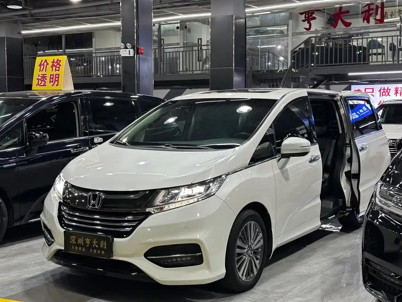 Odyssey 2018 2.4L Smart Edition — миниатюра 1