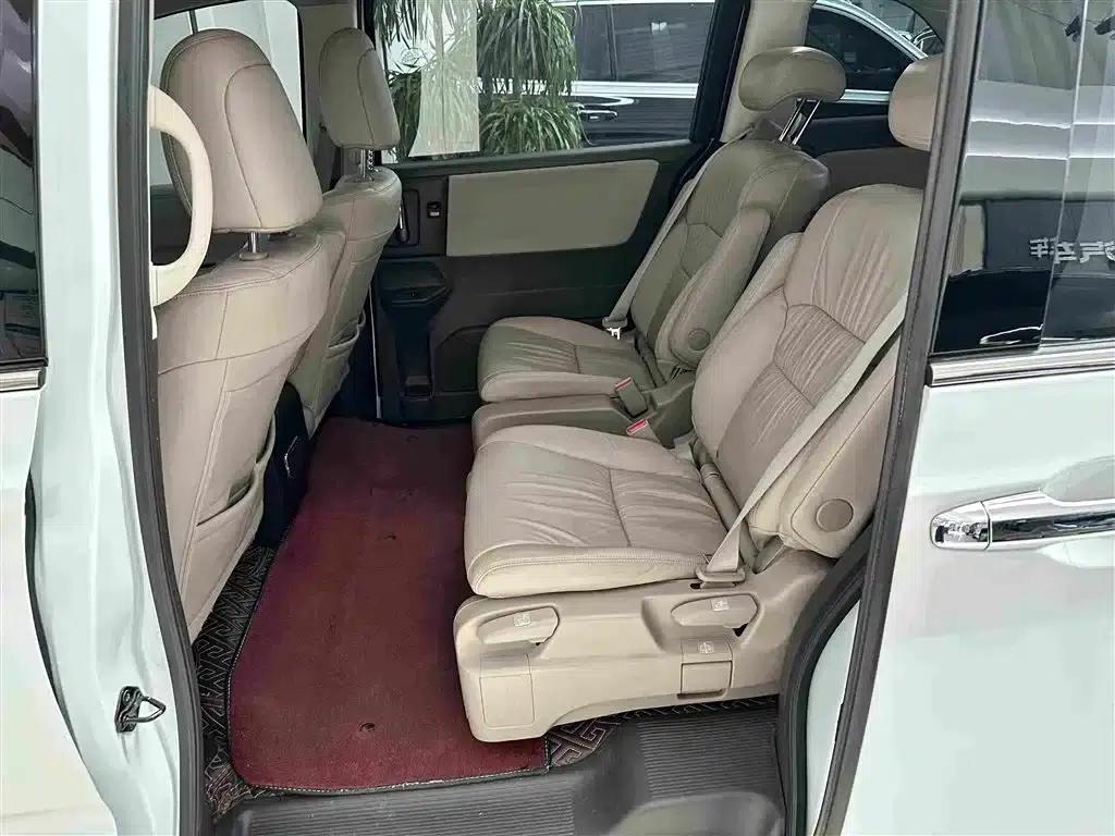 2017 Odyssey 2.4L Luxury Edition — миниатюра 9