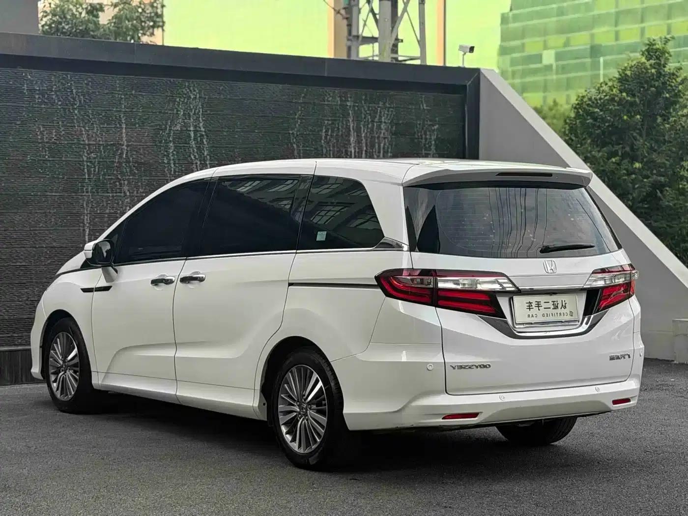 2018 Odyssey 2.4L Luxury Edition — миниатюра 11