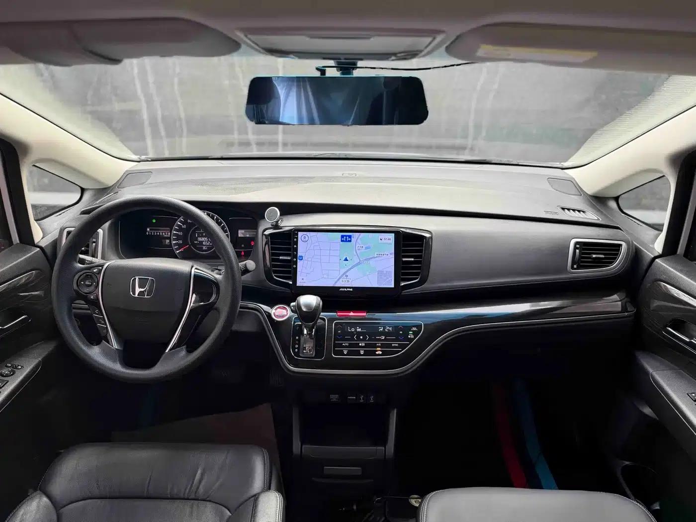 2018 Odyssey 2.4L Luxury Edition — миниатюра 7