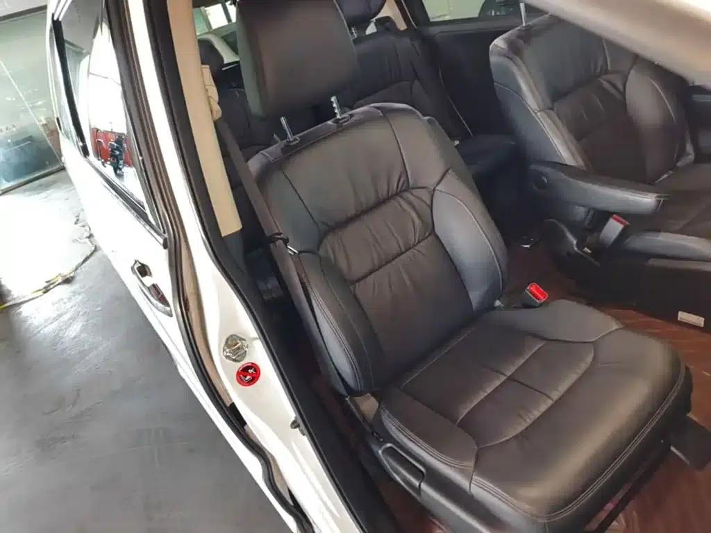 2018 Odyssey 2.4L Luxury Edition — миниатюра 25