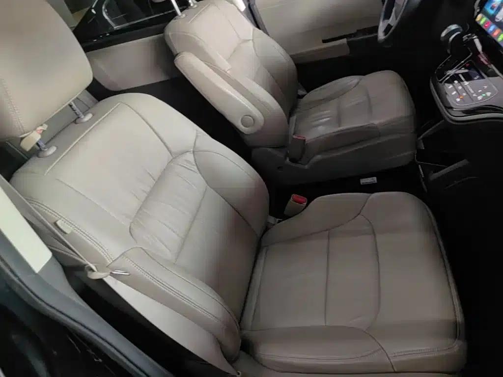 2015 Odyssey Facelift 2.4L Luxury Edition — миниатюра 25