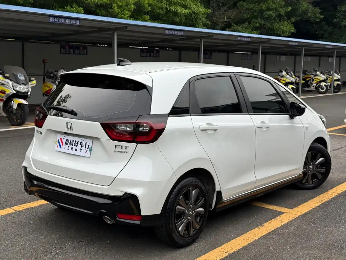 Honda Fit 2023 1.5L CVT Sport Edition — миниатюра 4