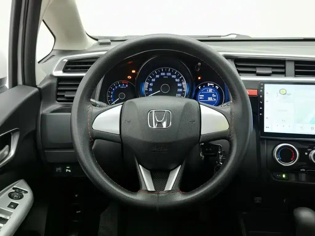 Honda Fit 2016 1.5L LXS CVT Comfort Sunroof Edition — миниатюра 11